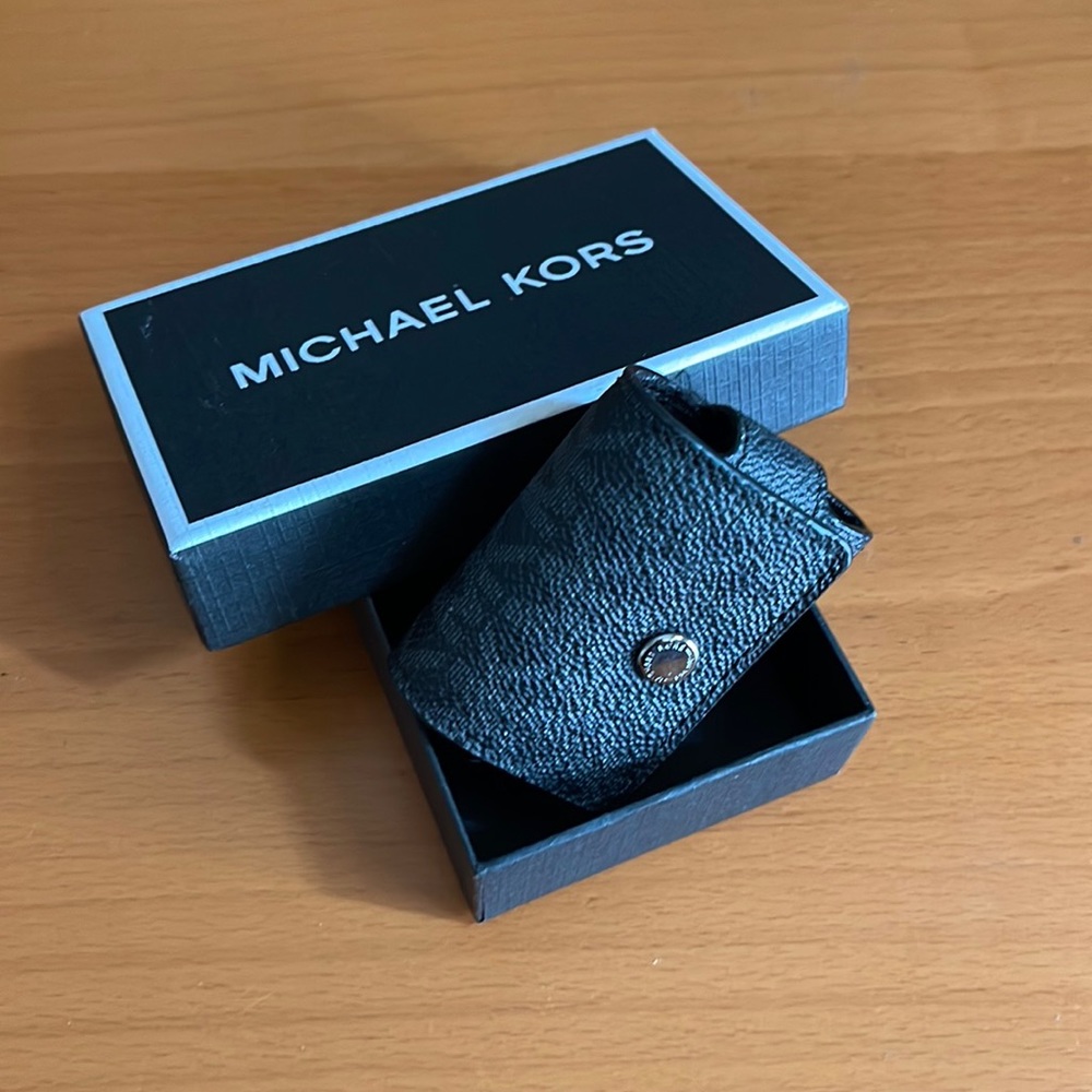 Michael Kors Black AirPod Pro Case
